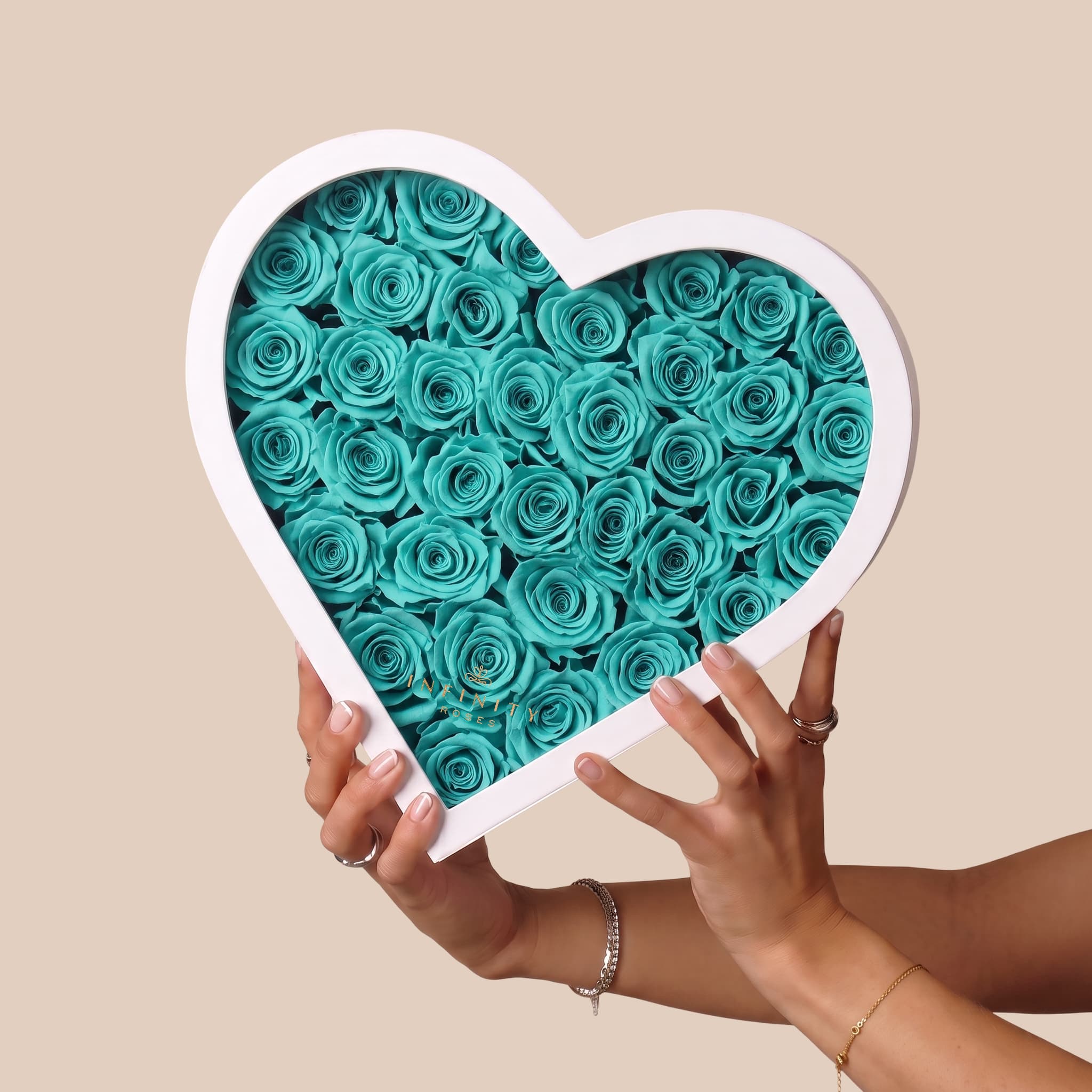 Grand Heart Box - Turquoise Rose - White Box
