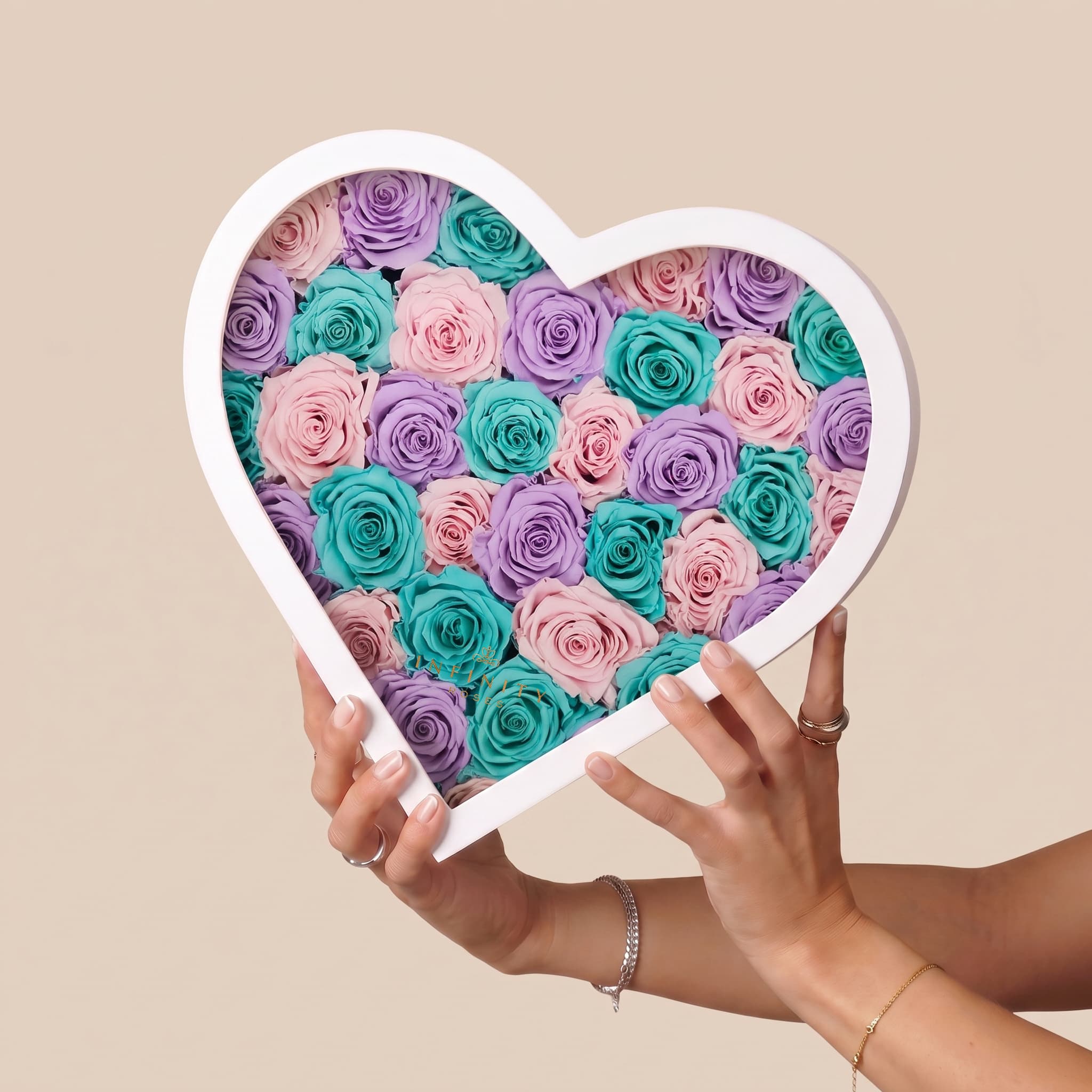 Grand Heart Box - Pastel Ombre Rose - White Box