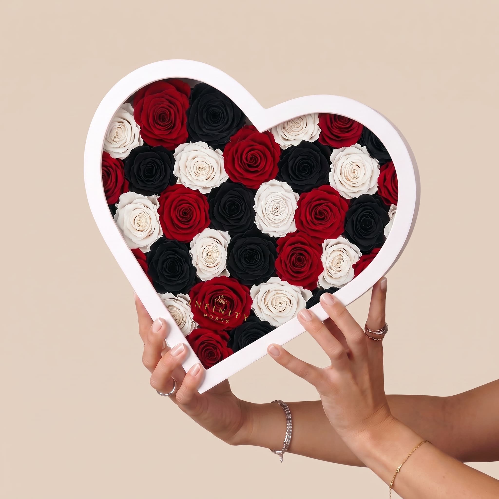 Grand Heart Box - Opera Rose - White Box