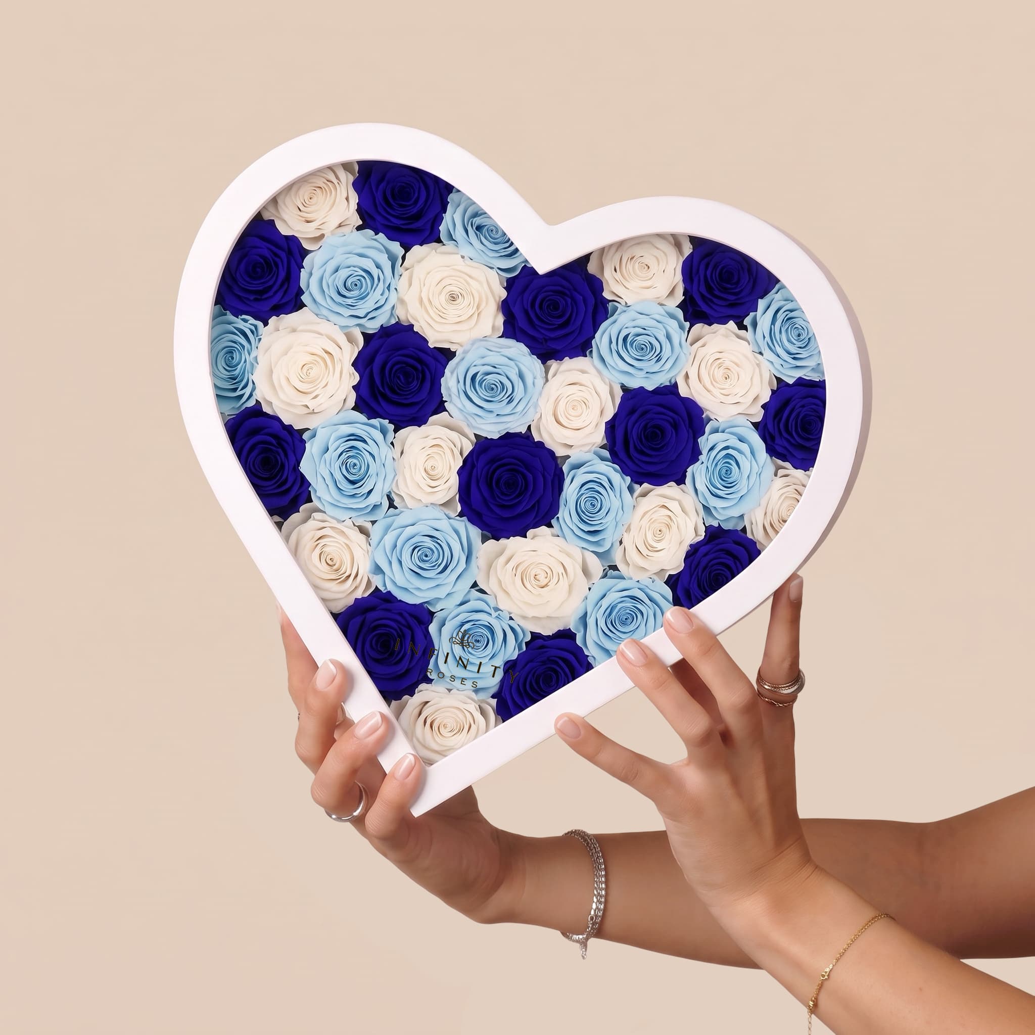 Grand Heart Box - Atlantic Rose - White Box