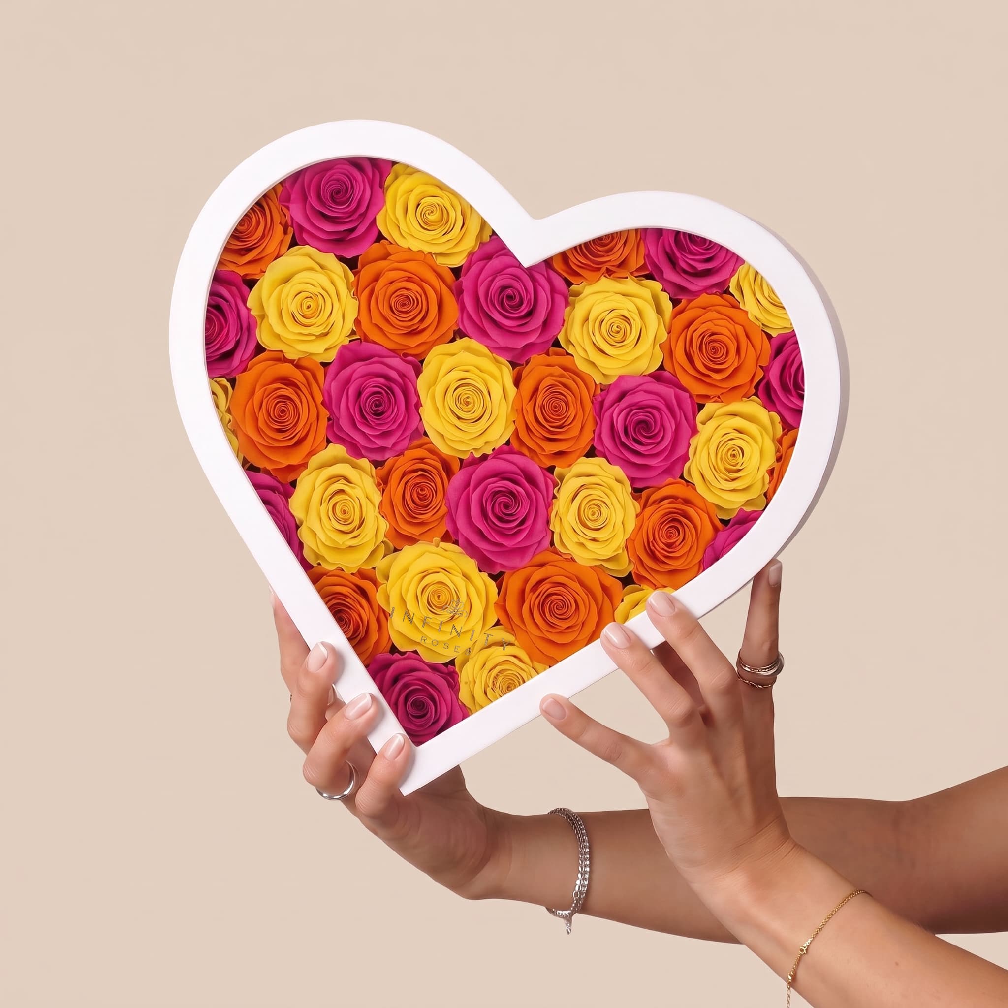 Grand Heart Box - Carnival Rose - White Box